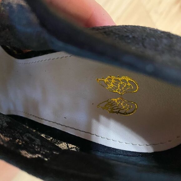 Victoria’s Secret Lace up black Ankle booties. Excellent condition. Size 7 - Picture 6 of 12